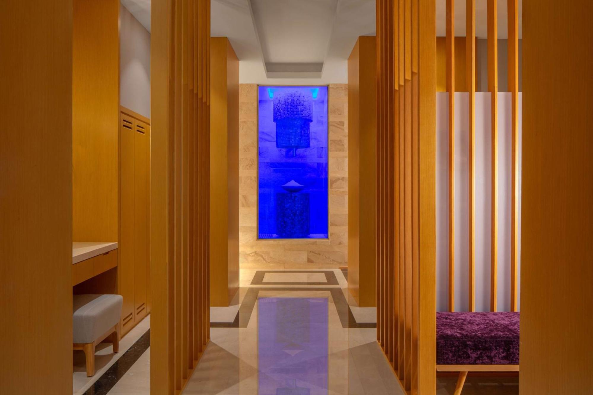 하얏트 리젠시 리야드 올라야 외부 사진 The spa at The Westin